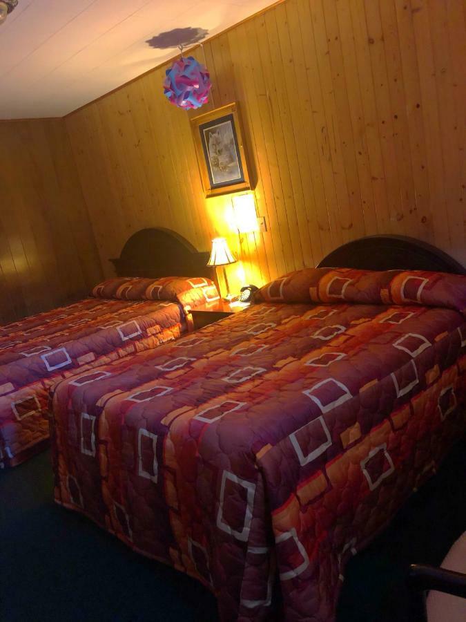 Alta Vista Motel McKerrow Exteriör bild