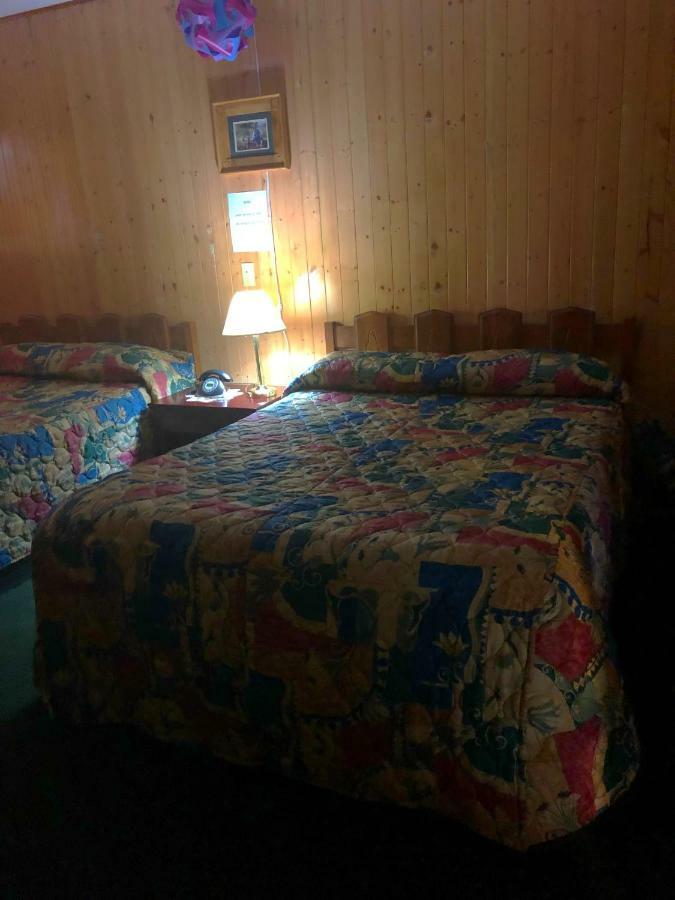 Alta Vista Motel McKerrow Exteriör bild